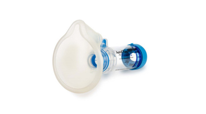 AeroChamber Plus Flow Vu Chamber Blue mask three quarter view